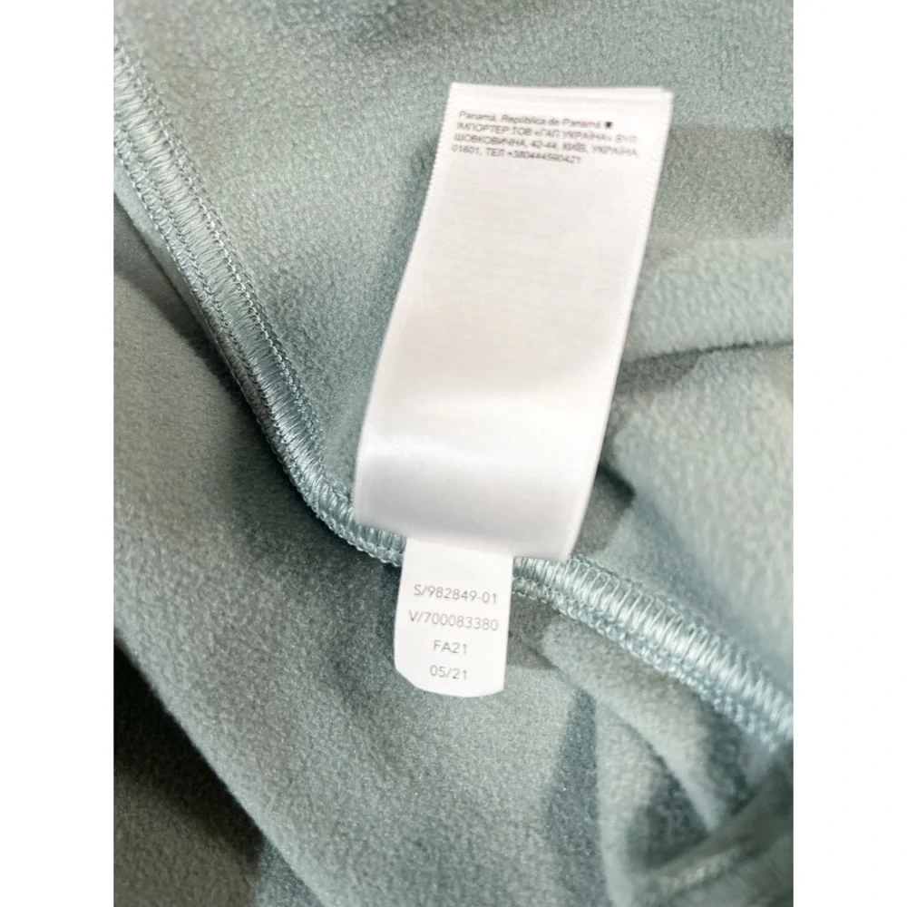 ATHLETA MOTO JACKET, Full Zip in Minimalistic Gray. - Picture 10 of 10